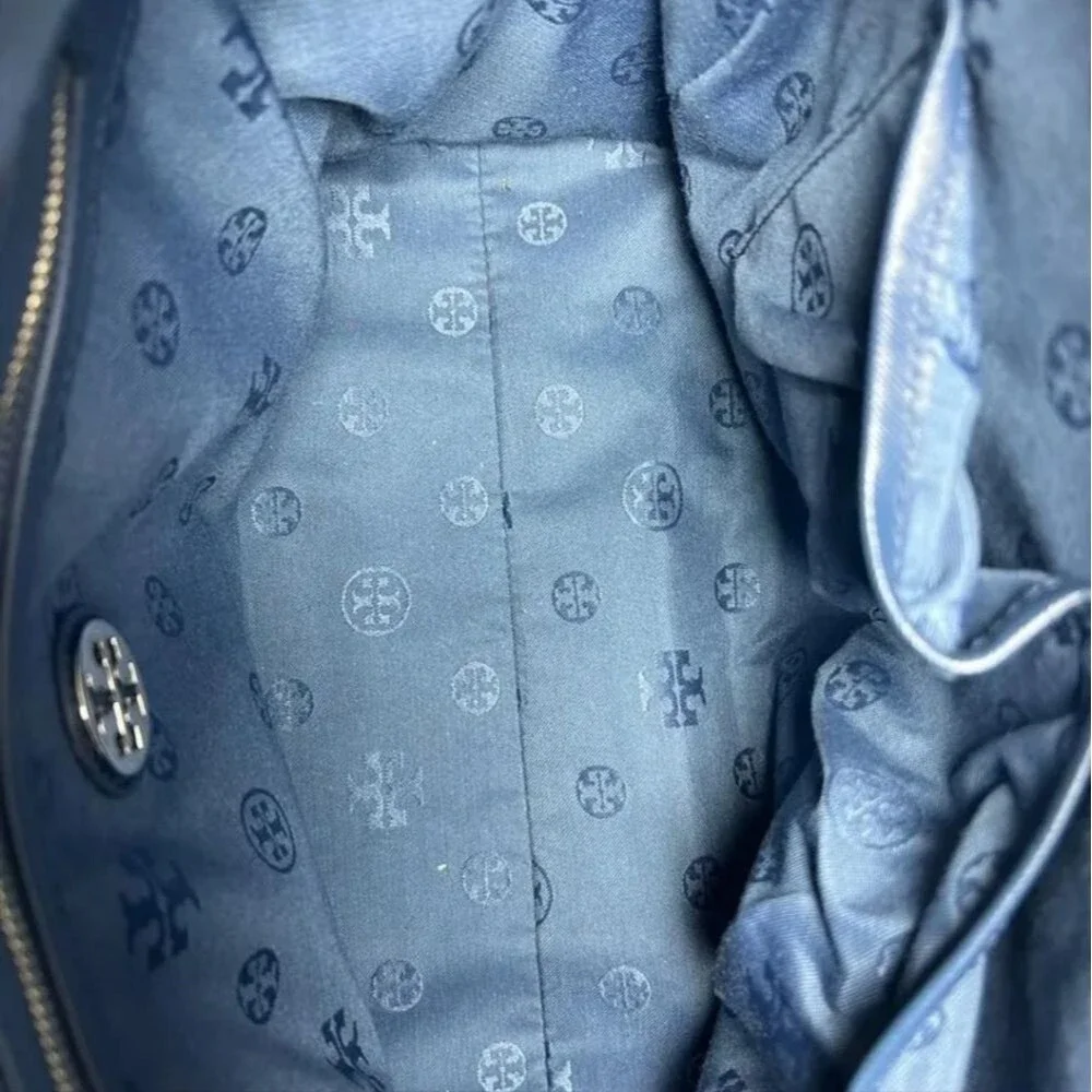 Tory Burch Hudson Bay Blue Leather Gold Hardware NWT - Picture 11 of 14